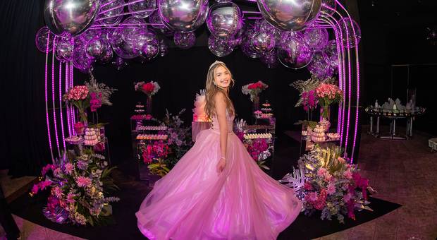 Debutante  de Maria Clara | Debutante 