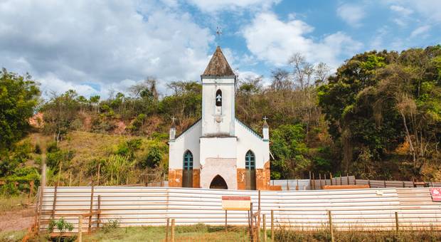 Da Lama ao Caos de Gesteira - MG