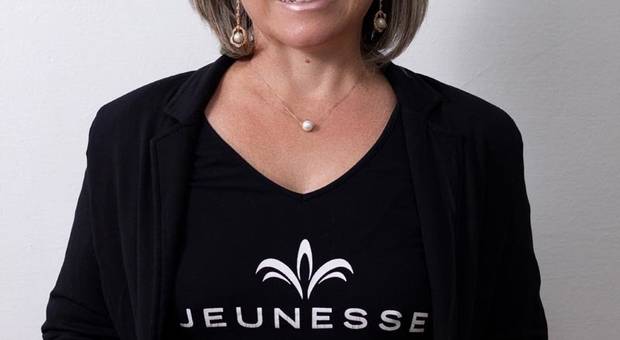 Retrato Corporativo de Luciana Orfeu