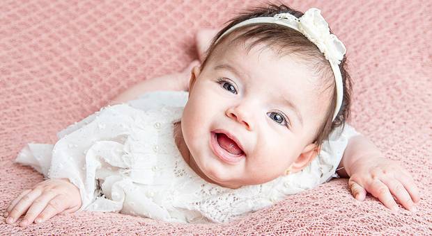 Infantil de Ensaio Infantil Elena