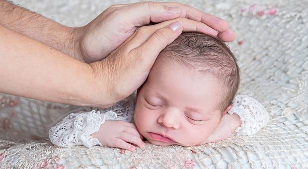 Newborn de Ensaio Newborn Louise