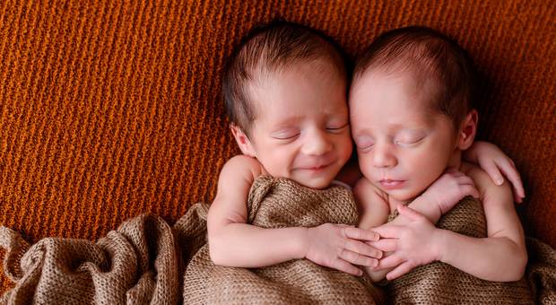 Newborn de Bento e Benício | primeiros dias