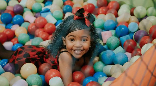 Festa Infantil de Festa de aniversário infantil Clarice | Buffet Kifolia e Diversão