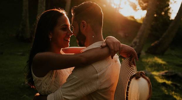 Sessão Pré-Wedding de Ensaio Pré-Wedding Ingrid e Eric | Praia das Calhetas