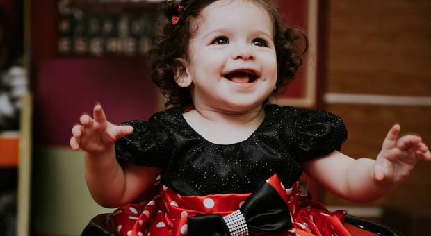 Festa Infantil de Rafa fazendo a festa com o Mikey e a Minnie