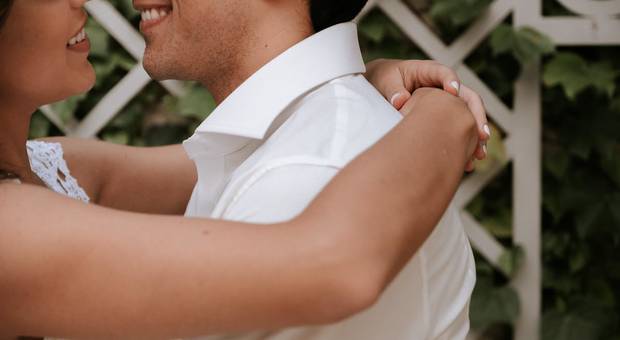 Mini-Wedding de Mini Wedding Maria Rafaela e Bruno | Em casa - São Paulo