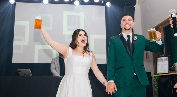 Casamento de O casamento de Livia e Denis, mesmo com chuva!
