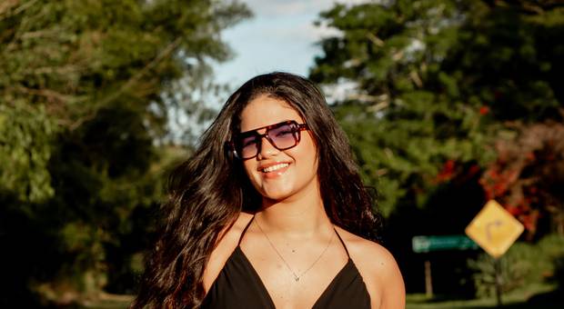 Ensaio Fotográfico de Rafa em seu ensaio debutante