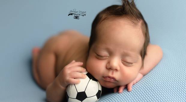 Newborn de Theo Newborn