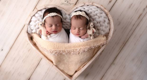 Newborn de Newborn Camila e Clara 