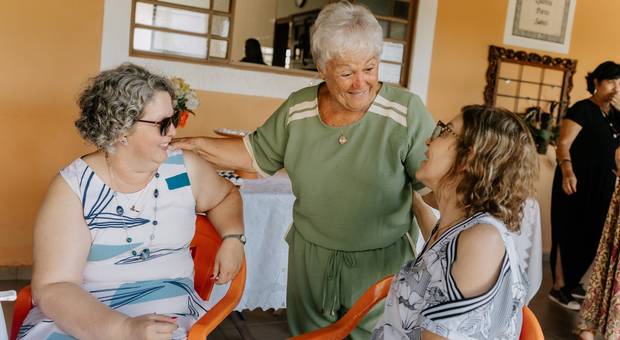 Aniversário de Beth 80 anos