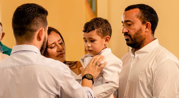 BATIZADOS de O batizado dos irmãozinhos Heitor e Henrique registrado pela equipe Reginaldo Fotografias