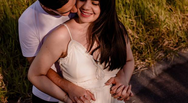 Casal de Sara e Caue