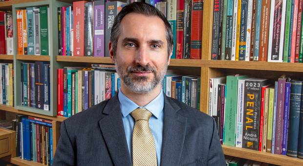 Ensaio de Retrato de Autor: João Paulo entre a Credibilidade e a Essência