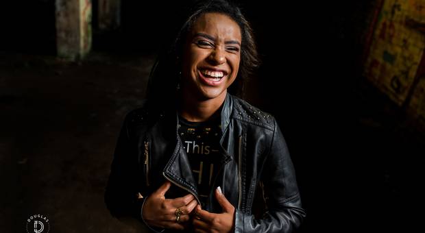 Ensaio Externo de Jenifer Haiesha