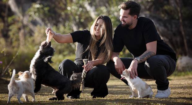 Externo de Lorraine, Leonardo, Théo, Bibi e Afonso - afeto que transborda 