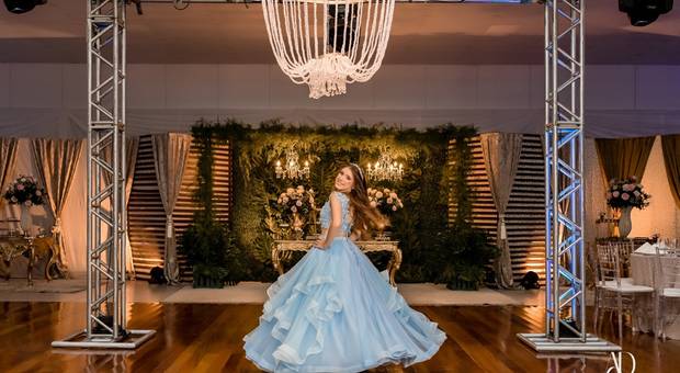 Festa de 15 Anos  de A Festa de 15 Anos - Manuela Tica