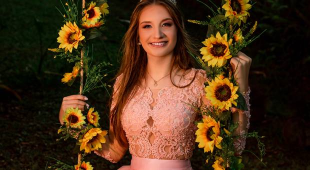 Book de 15 Anos de Book de 15 Anos - Eduarda Schmitt