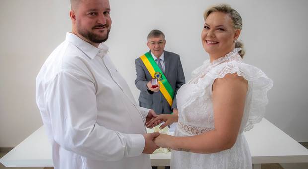 Casamento de Um Registro no Civil cheio de amor que roubou meu coração. 
