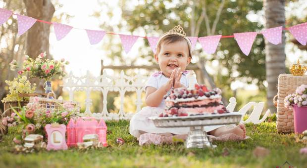 Infantil de Smash the Cake-Lívia