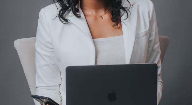 Fotos Corporativas de Monica Anacleto - Advogada