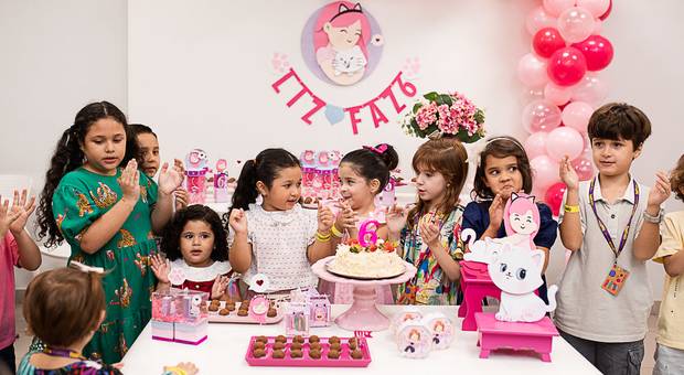 Sorrisos de criança de 6 aninhos da Liz