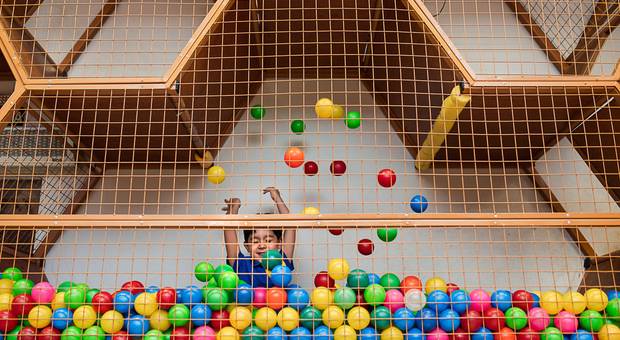 Sorrisos de criança de 6 aninhos do Dante