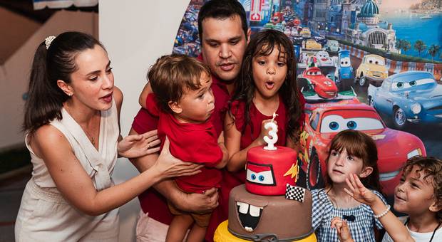 Sorrisos de criança de Pedro fez 3