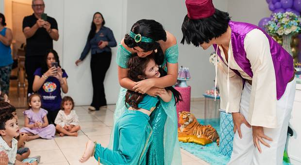 Sorrisos de criança de Sophia e seu sonho de 5 aninhos