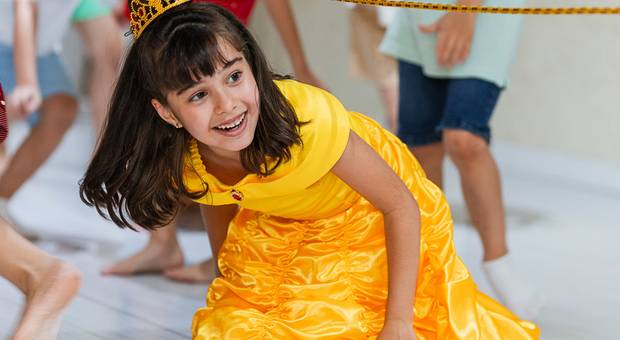 Sorrisos de criança de Íris fez 7