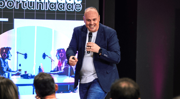 Corporativo de Fotos Palestra - Christian Thume Summit Exp