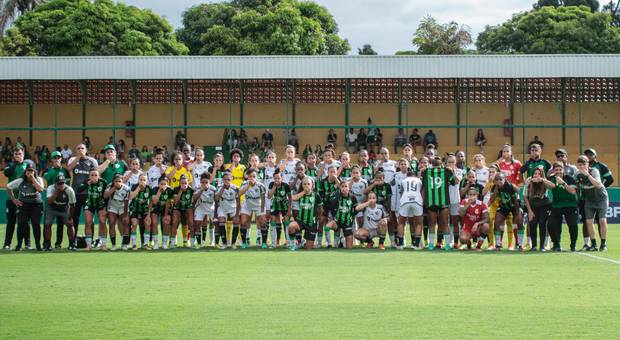 ESPORTE EM MINAS de FUTEBOL FEMININO 