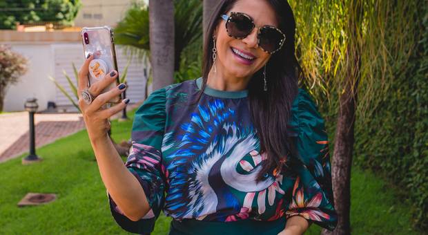 Retrato Feminino de Mariangela Luz