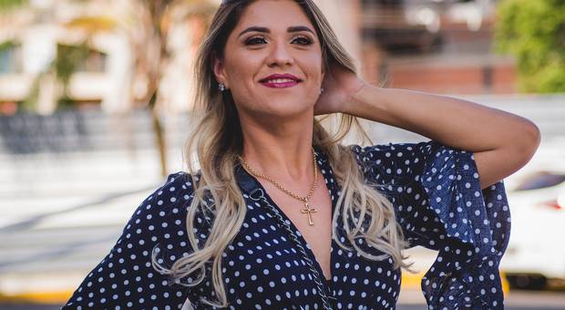 Retrato Feminino de Naiamy Zwick