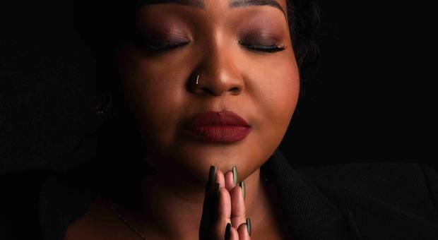  Retrato Corporativo de Corporativo Maquiadora Élida Bastos