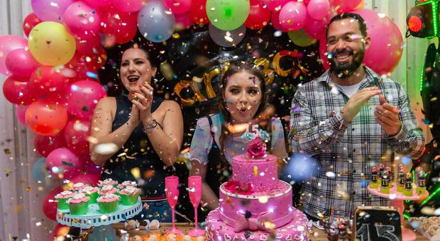 Debutantes de Debutante 15 Anos - Larissa 