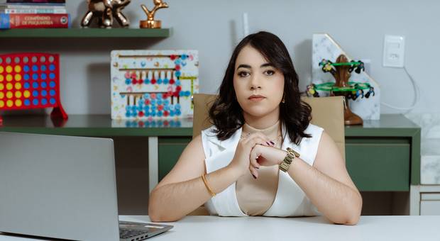 Ensaio Corporativo de Lorrayne Magalhães