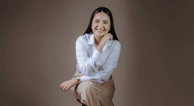 Ensaio Corporativo de Dra. Julianne Batista | Imagem Profissional Renovada