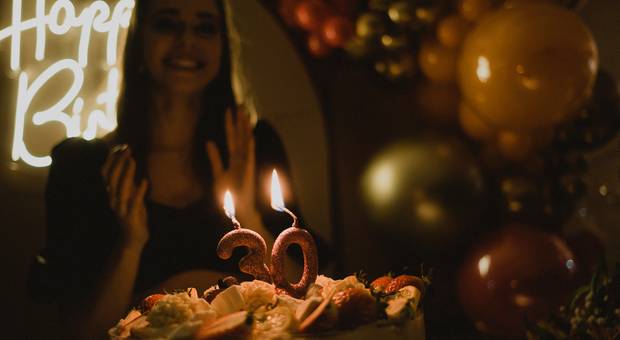 ANIVERSÁRIOS  de 30 anos - Lethi 