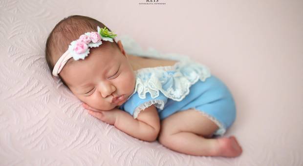 Newborn de Ensaio Newborn - Antonella - 25 dias