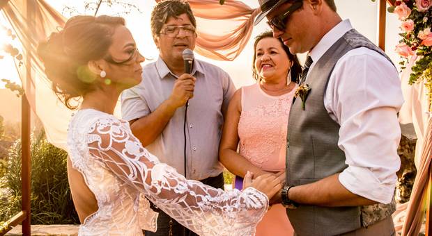 Wedding de Clara e Tarsis - Muito amor e Emoção