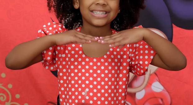 Aniversário de Alice Conta 5 <3