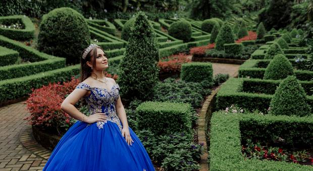 Ensaio Debutante de Julia