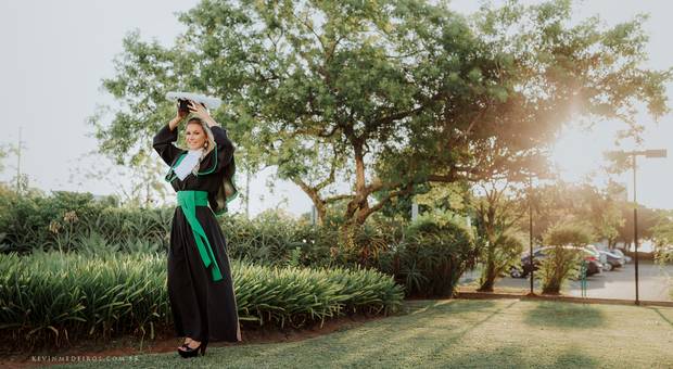 Formatura de Débora C. - Enfermagem - Fadergs