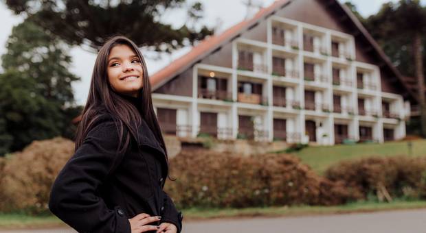 Ensaio Debutante de Suzanna