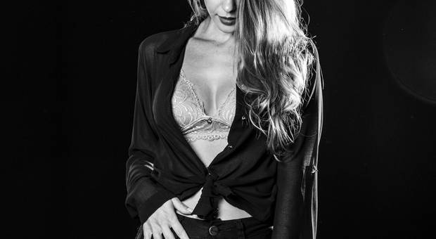 In Studio de Sensual Estúdio