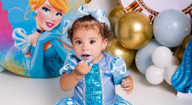 Smash the cake de Heloisa Liz 1 aninho - Cinderela 