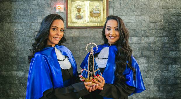 Formatura de Aline e Mônica