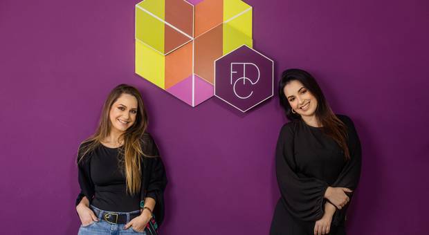 Outros  de Fora da Caixa // Banco de Imagens