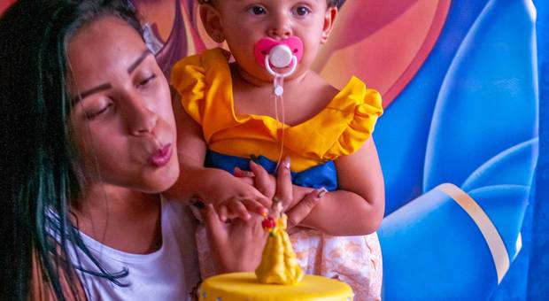 Aniversário Infantil de Aniversário de 1 ano - Emily